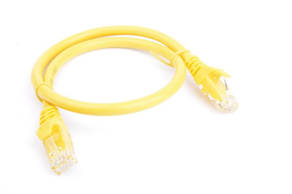 8WARE Cat6a UTP Ethernet Cable 25cm Snagless Yellow