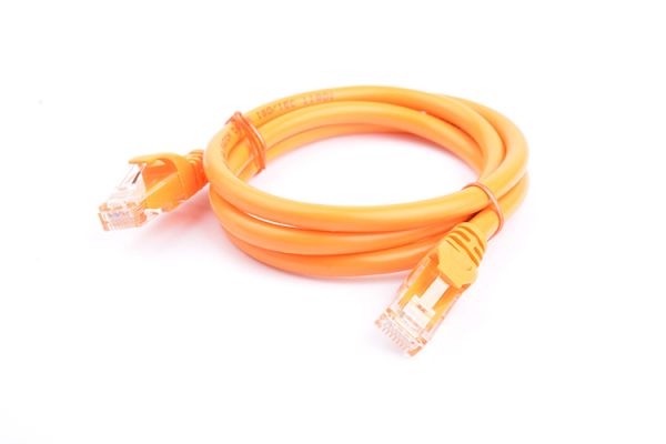 8WARE Cat6a UTP Ethernet Cable 1m Snagless Orange